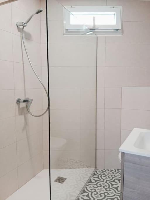 A Ledicia De Ana Apartman Viveiro Kültér fotó