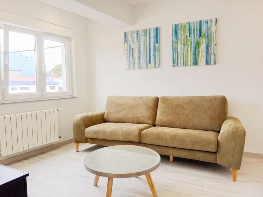 A Ledicia De Ana Apartman Viveiro Kültér fotó