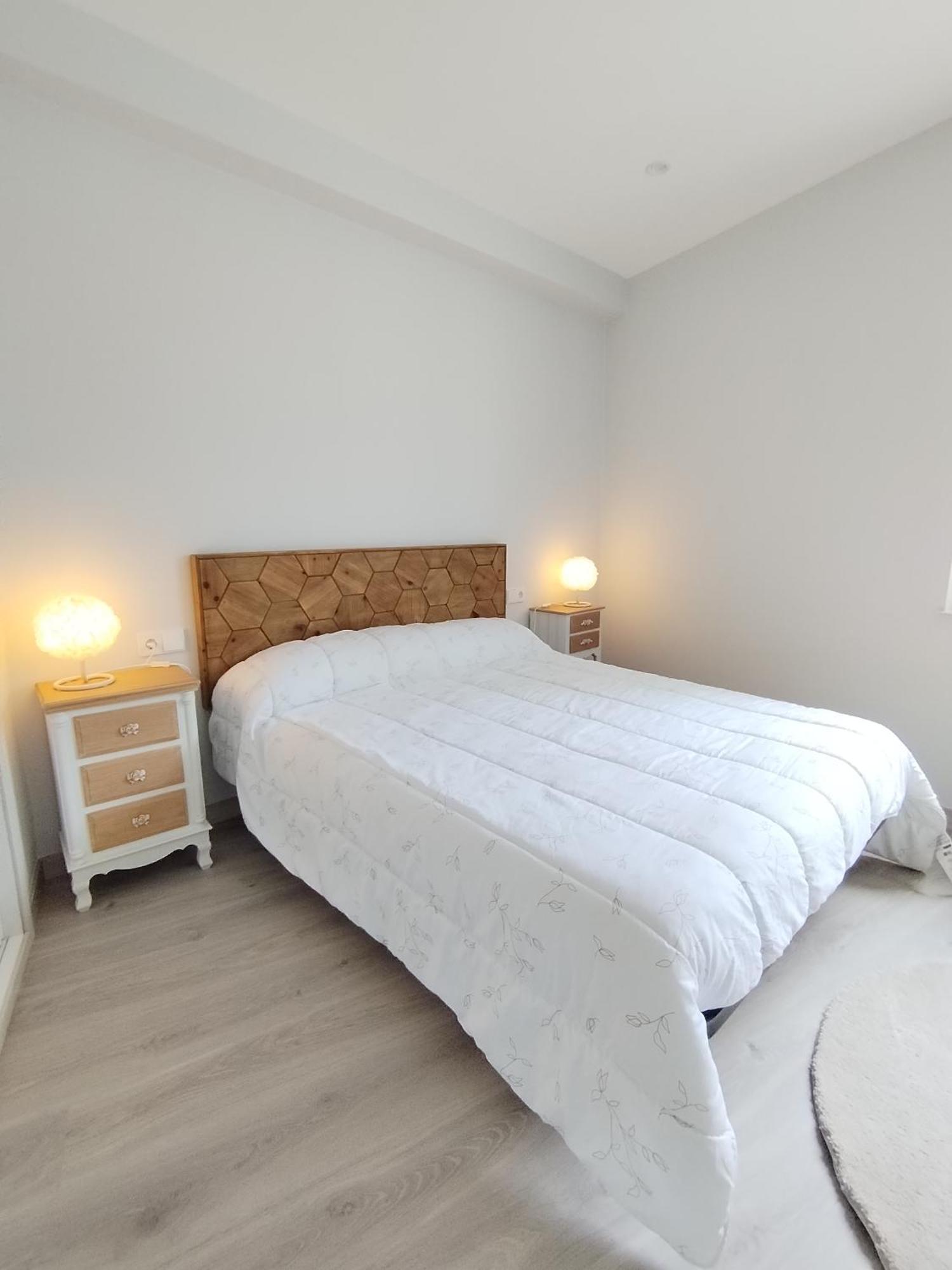A Ledicia De Ana Apartman Viveiro Szoba fotó